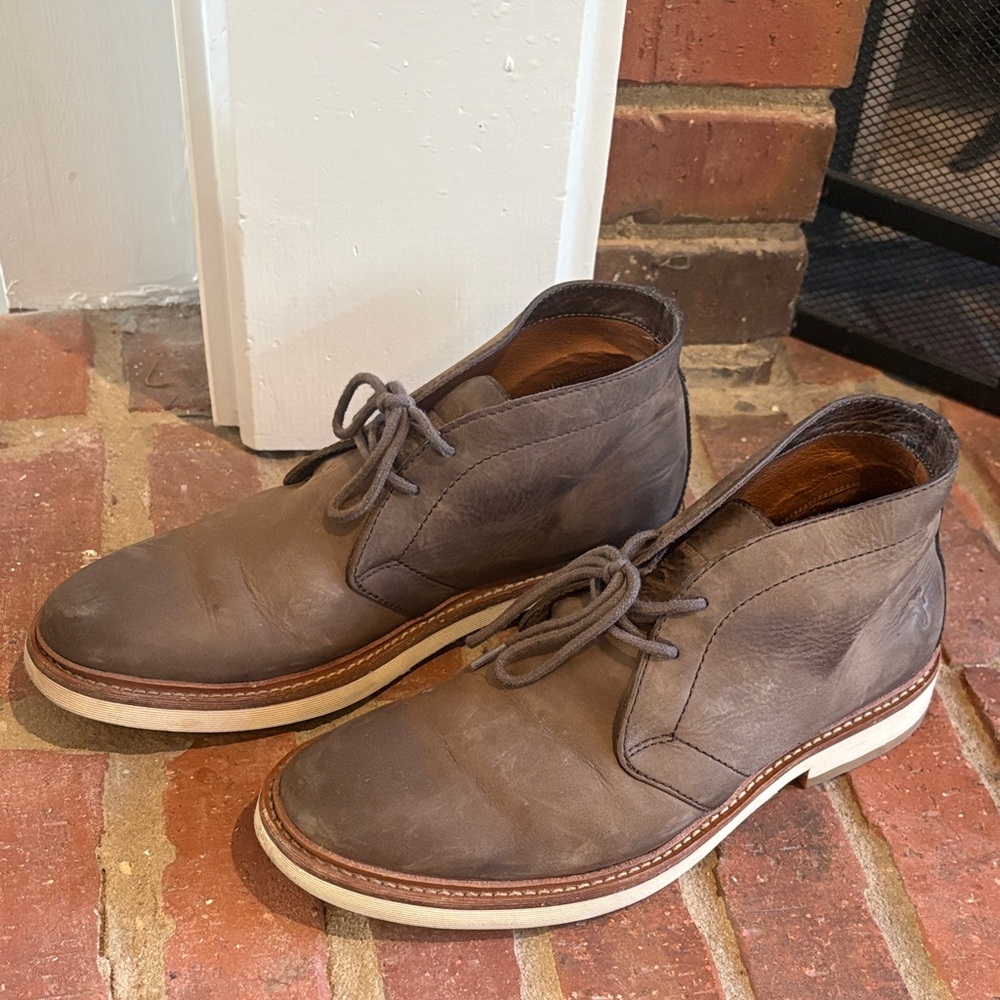 Frye Men's Brown Leather Chukka Boots Size 7.5